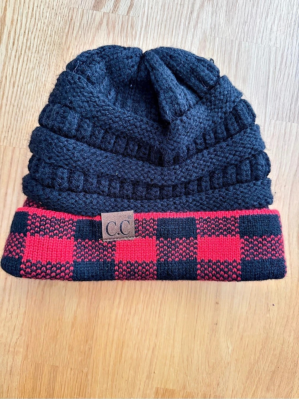 C.C Checkered Knit Beanie in Black & Pink Like New